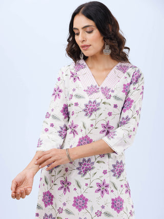 Aina Pari Set Of Kurta Pants Dupatta