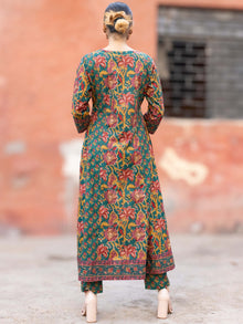 Roz Misha Set Of Kali Kurta Pants Dupatta