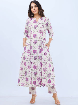 Aina Mehreen Set Of Kalidar Kurta Pants Dupatta