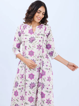 Aina Mehreen Set Of Kalidar Kurta Pants Dupatta