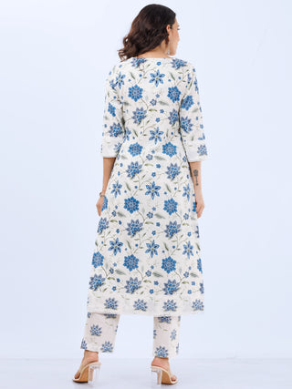 Aina Tania Set Of Kurta Pants Dupatta