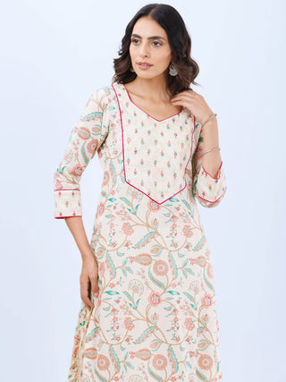 Aina Veena Set Of Kurta Pants Dupatta