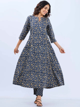 Aina Neelam Set Of Kalidar Kurta Pants Dupatta