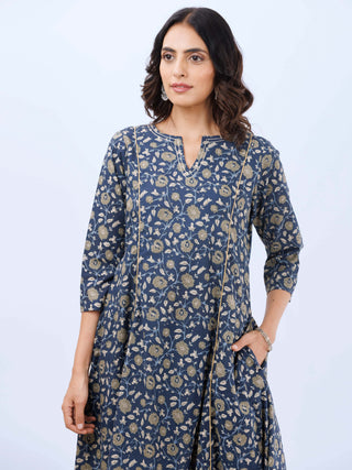 Aina Neelam Set Of Kalidar Kurta Pants Dupatta