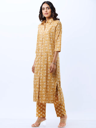 Aina Priya Set Of Kurta Pants Dupatta