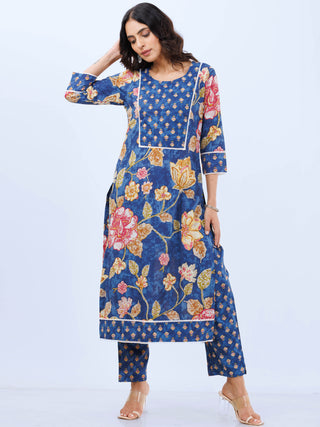 Aina Tanu Set Of Kurta Pants Dupatta