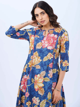 Aina Medha Set Of Kalidar Kurta Pants Dupatta