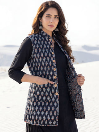 Shishir Shreya Quilted Reversible Sleeveless Jacket