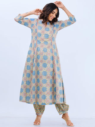 Aina Minal Set Of Kalidar Kurta Pants Dupatta