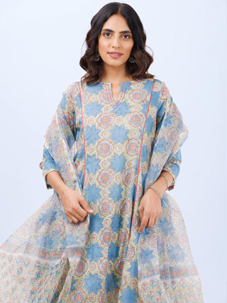Aina Minal Set Of Kalidar Kurta Pants Dupatta