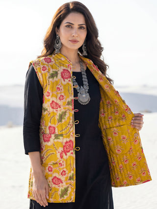 Shishir Heena Quilted Reversible Sleeveless Jacket