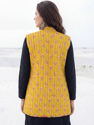 Shishir Heena Quilted Reversible Sleeveless Jacket