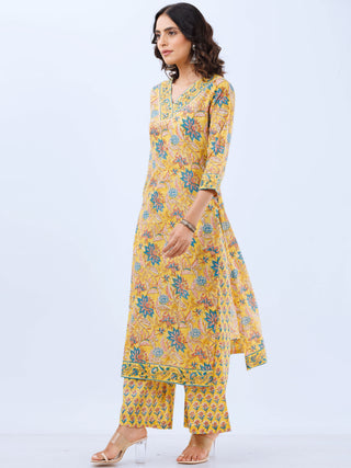 Aina Sonia Kurta