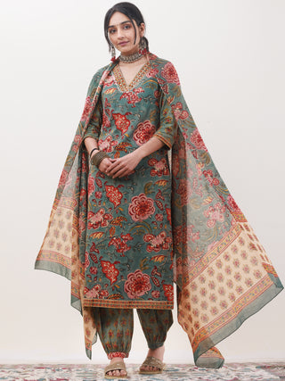 Gazal Farhat Set Of Kurta Salwar Pants Dupatta