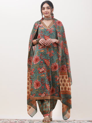 Gazal Farhat Set Of Kurta Salwar Pants Dupatta