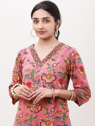 Gazal Amaira Straight Kurta