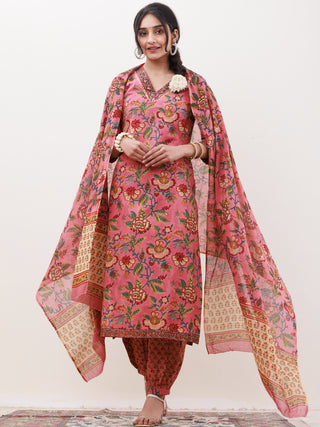 Gazal Amaira Set Of Kurta Salwar Pants Dupatta