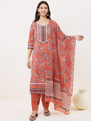 Rozana Adab Set Of Kurta Pants Dupatta