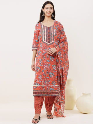 Rozana Adab Set Of Kurta Pants Dupatta