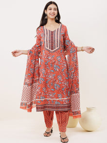 Rozana Adab Set Of Kurta Pants Dupatta