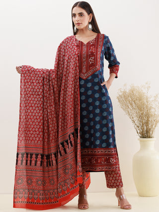 Ajrakh Nutan Set Of Kurta Pants Dupatta