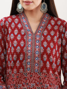 Ajrakh Manal Set Of Kurta Pants Dupatta