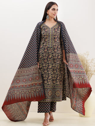 Ajrakh Falak Set Of Kurta Pants Dupatta