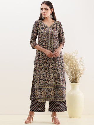 Ajrakh Falak Set Of Kurta Pants Dupatta