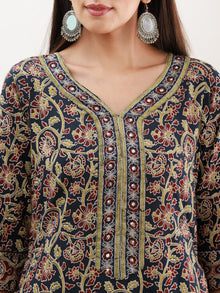 Ajrakh Falak Kurta