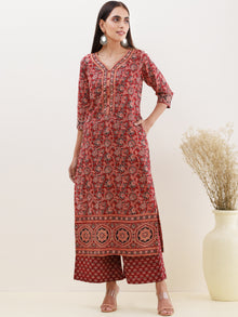 Ajrakh Naaz Set Of Kurta Pants Dupatta