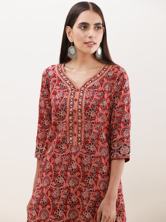 Ajrakh Naaz Kurta