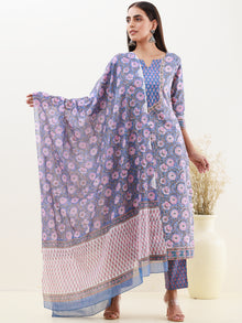 Rozana Gauri Set Of Kurta Pants Dupatta