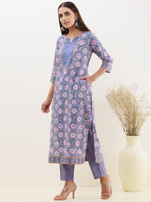 Rozana Gauri Set Of Kurta Pants Dupatta