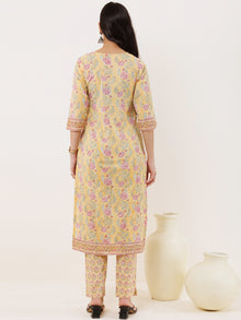 Rozana Mehreen Kurta