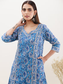 Rozana Anaysa Set Of Kurta Palazzo Dupatta