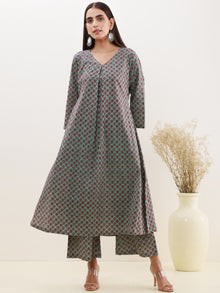 Sukoon Anmol Kurta Set