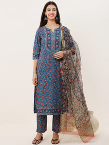 Rozana Neelam Set Of Kurta Pants Kota Doria Dupatta
