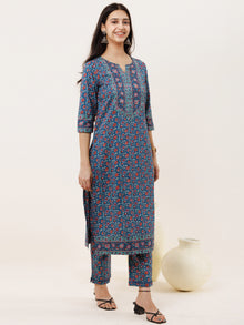 Rozana Neelam Kurta