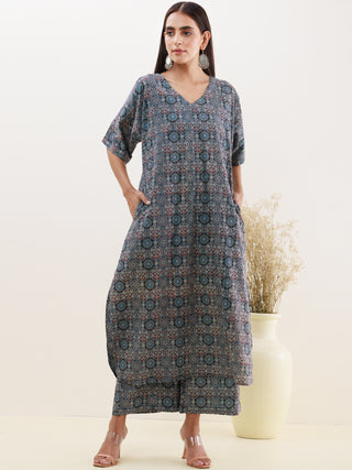 Sukoon Zinat Kurta Set