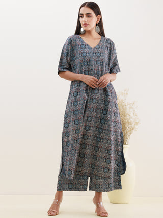 Sukoon Zinat Kurta Set