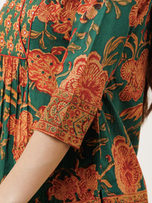 Bahaar Nida Top