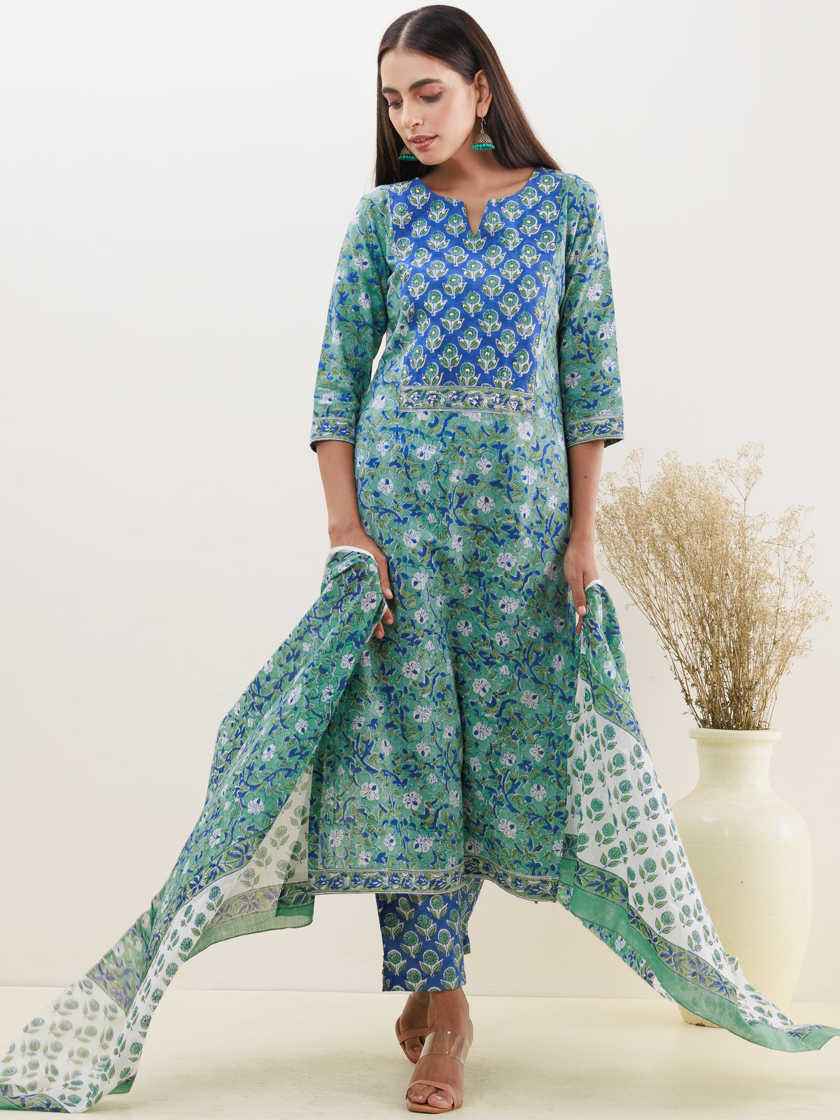 This three piece set includes kurta, pants and dupatta. Kurti Description -  Teal Blue rayon anarkali kurti with … | Party wear dresses, Set dress,  Clothes for women