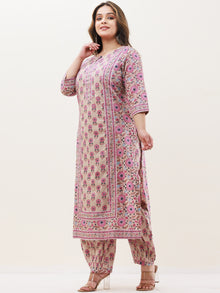 Gazal Aditi Straight Kurta