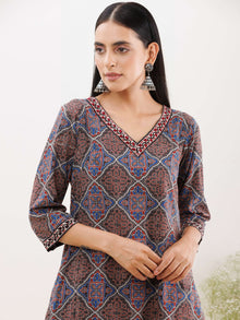 Ajrakh Neelam Kurta