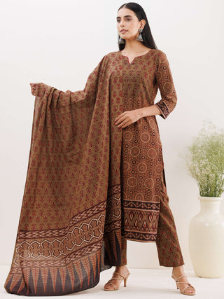 Ajrakh Samah Set Of Kurta With Pockets Pants Dupatta