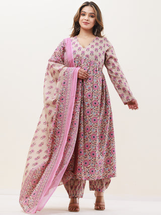 Gazal Sonia Set Of Anarkali Pants Dupatta