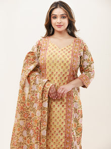 Gazal Heena Set Of Kurta Pants Dupatta