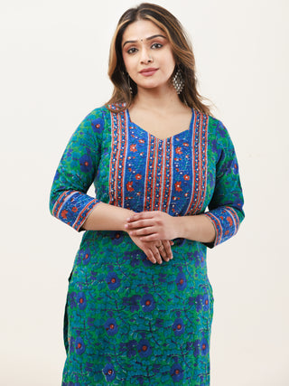 Gazal Nayra Straight Kurta