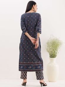 Ajrakh Kaynat Set Of Kurta Pants Dupatta