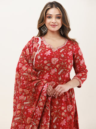 Gazal Roopa Set Of A Line Kurta Pants Dupatta